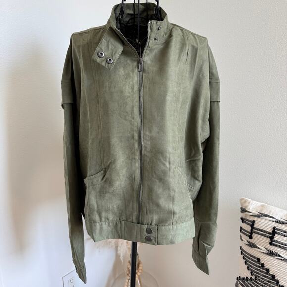 Blu Pepper Lightweight Olive Green Cropped Soft Utility Jacket NEW Large - Picture 4 of 12